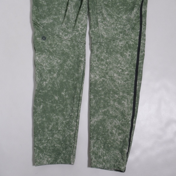 Lululemon Men's Textured Tech Pant Denim Wash Print Green Twill Multi Size XS - Picture 8 of 12